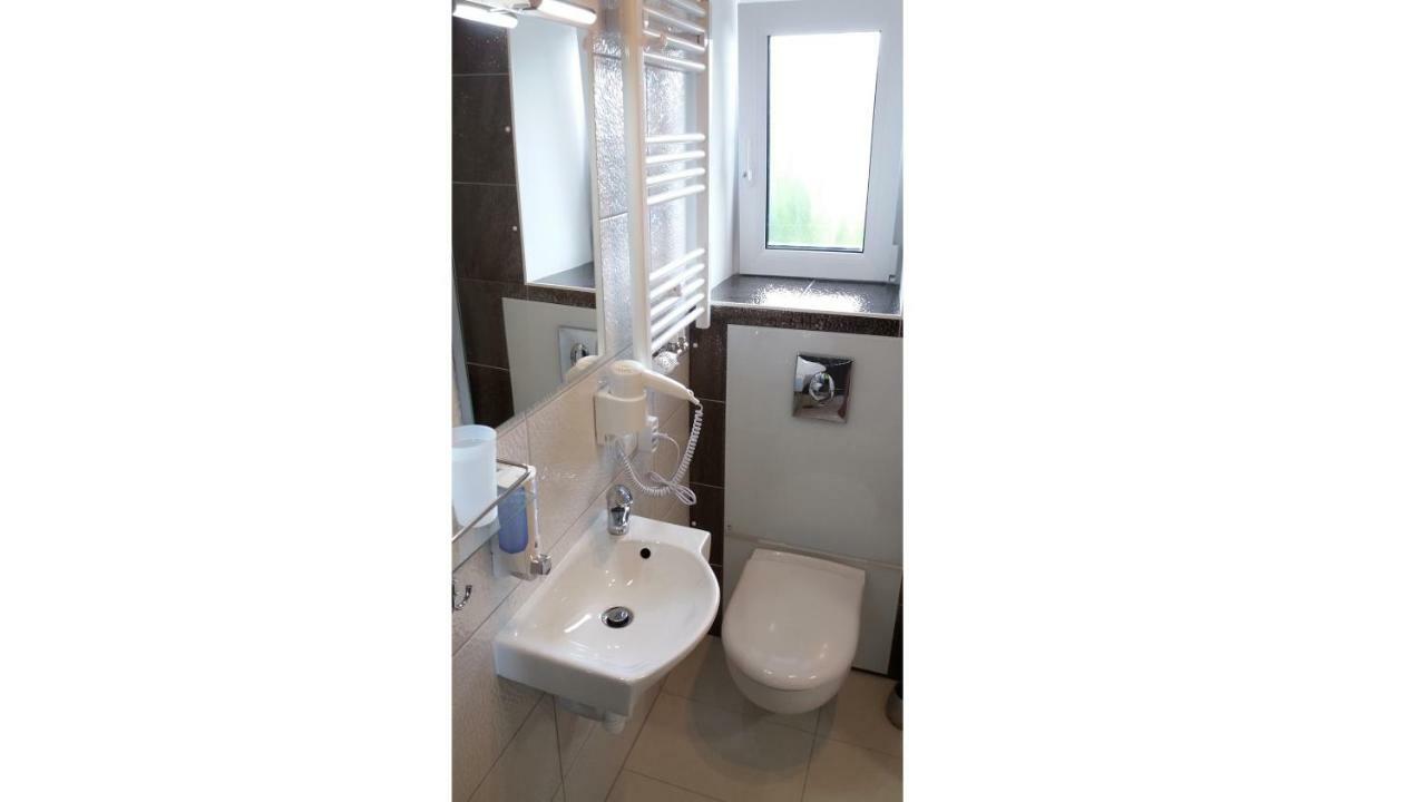 Mueller Residenz Zur S-Bahn Karlsfeld酒店 外观 照片